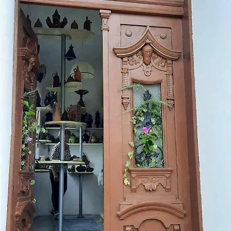 Hagyományőrző és Múltidéző Porta *