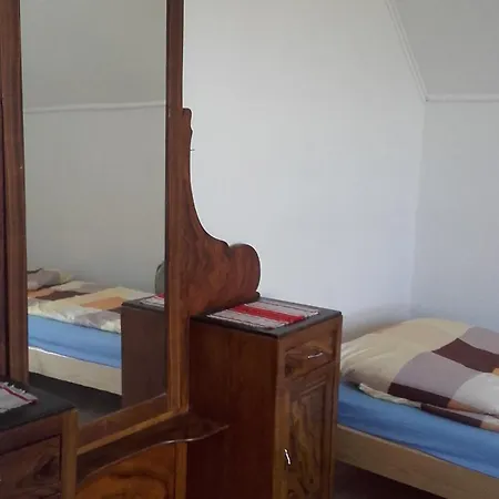 Hagyományőrző és Múltidéző Porta Báta