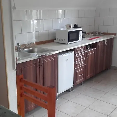 Hagyomanyorzo Es Multidezo Porta * Báta