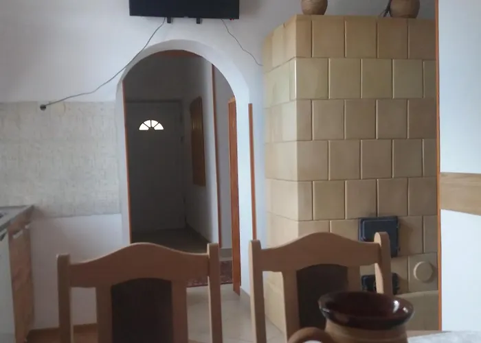 Hagyomanyorzo Es Multidezo Porta Báta